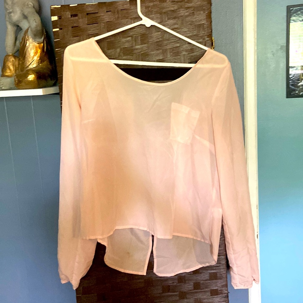 Blush blouse with cute bows down back side